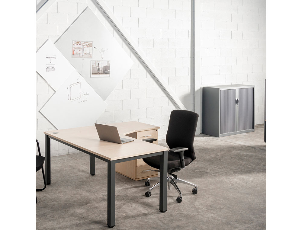 ARMARIO METALICO ROCADA DOIS PORTAS TIPO PERSIANA INCLUI QUATRO PRATELEIRA SERIE STORE 198X80X45 CM ACABAMENTO AC00 CINZ