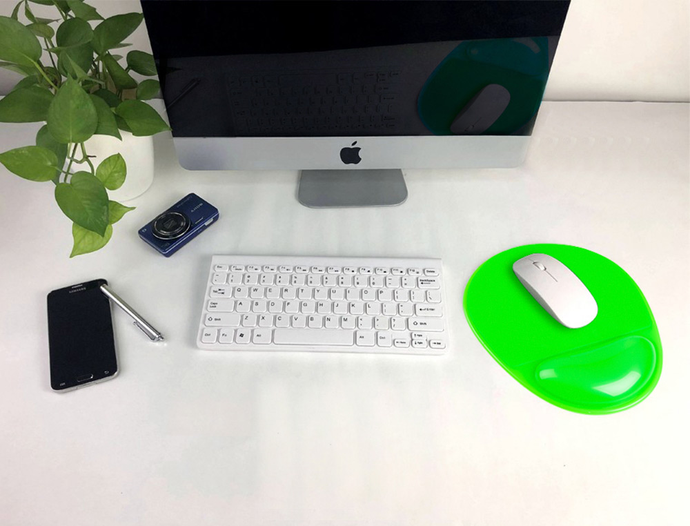 TAPETE PARA RATO Q-CONNECT COM APOIO DE PULSOS DE GEL E PVC COR VERDE