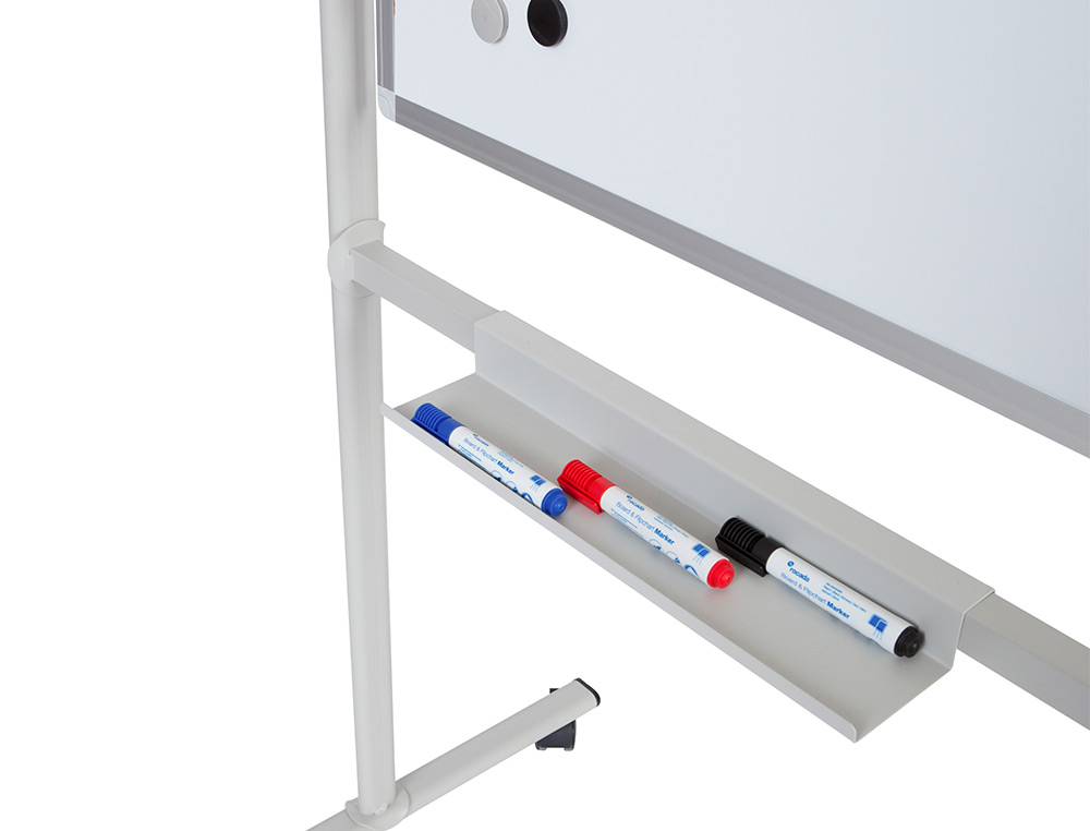 QUADRO BRANCO ROCADA GIRATORIO DUPLA FACE ACO LACADO MAGNETICO COM BANDEJAS ACESSORIOS 120X90 CM