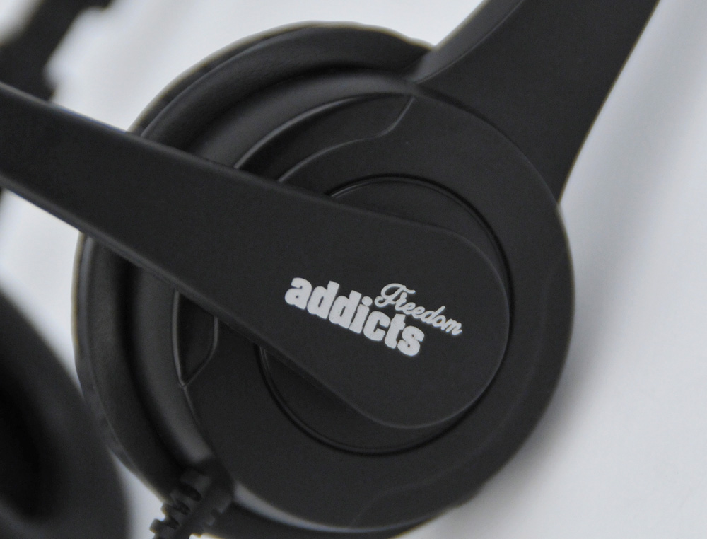 AURICULAR NGS VOX 505 MICROFONE E CONTROLO DE VOLUME DIADEMA AJUSTAVEL JACK 3,5 MM COMPRIMENTO DO CABO