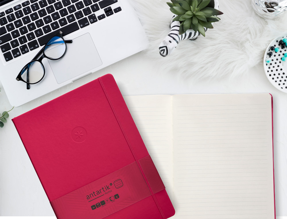 CADERNO COM ELASTICO ANTARTIK NOTES CAPA DURA A4 PAUTADO FUCSIA 100 FOLHAS 80 GR FSC