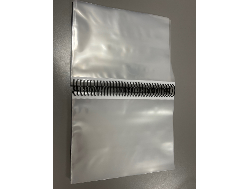 CAPA CATALOGO PARDO COM ESPIRAL 80 BOLSAS FOLIO PERSONALIZAVEL COR PRETO