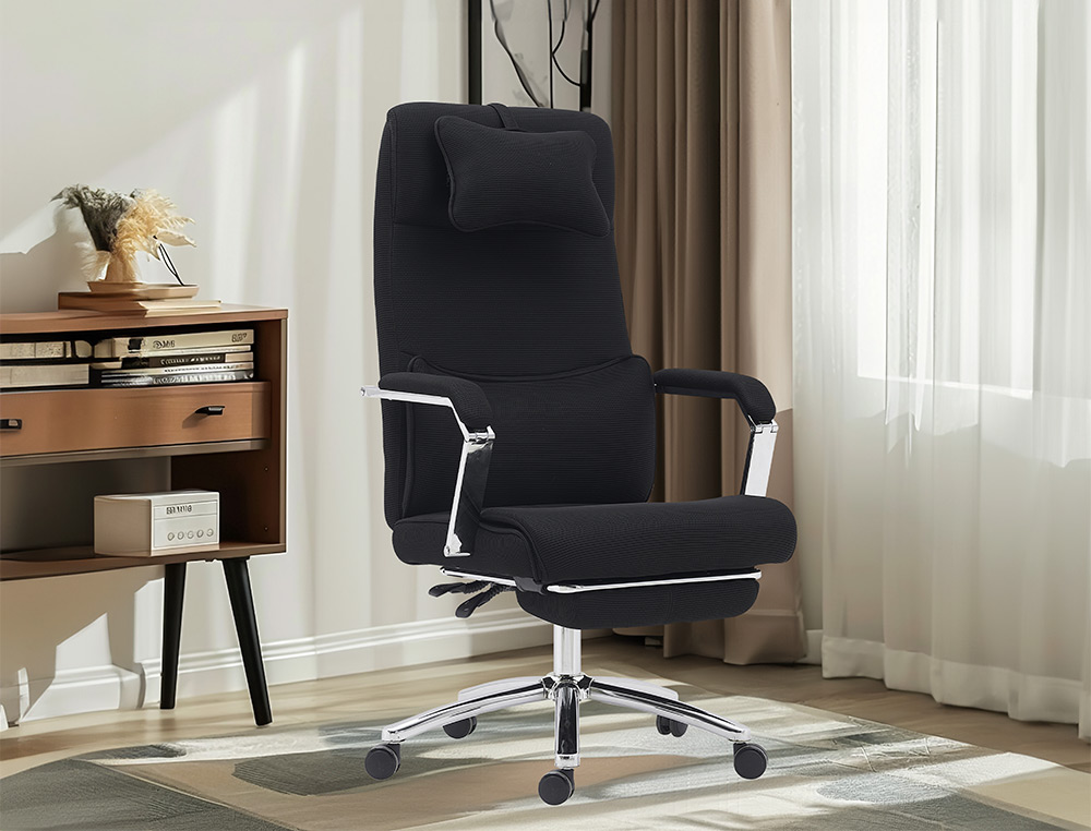CADEIRA DE DIRECAO Q-CONNECT RAVENNA MALHA BASE METALICA ALT MAX 1300 LARG 670 PROF 730 MM RODAS PREMIUM COR PRETO