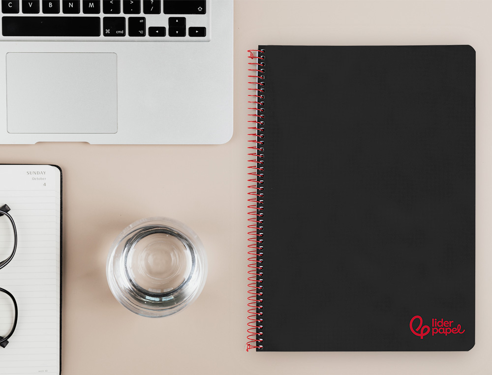 CADERNO ESPIRAL LIDERPAPEL WONDER DIN A4 CAPA PLASTICO 80F 90GR PAUTADO COM MARGEM COR PRETO
