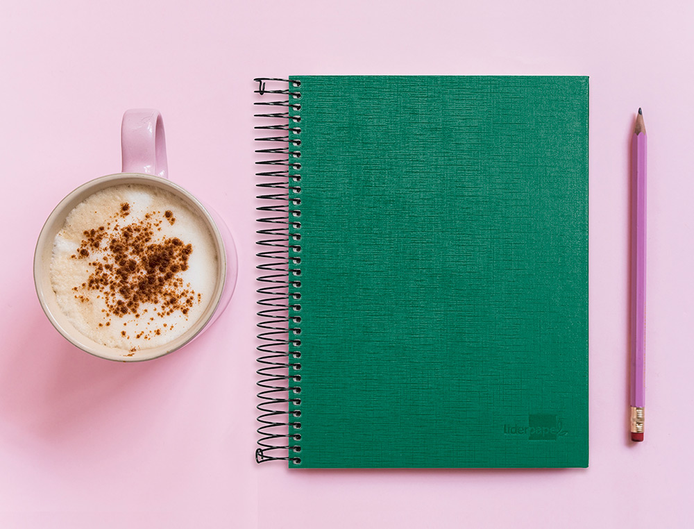 CADERNO ESPIRAL LIDERPAPEL A5 MICRO PAPERCOAT CAPA FORRADA 140 F 75 GR QUADRICULA 5MM 5 BANDAS 6 FUROS VERDE