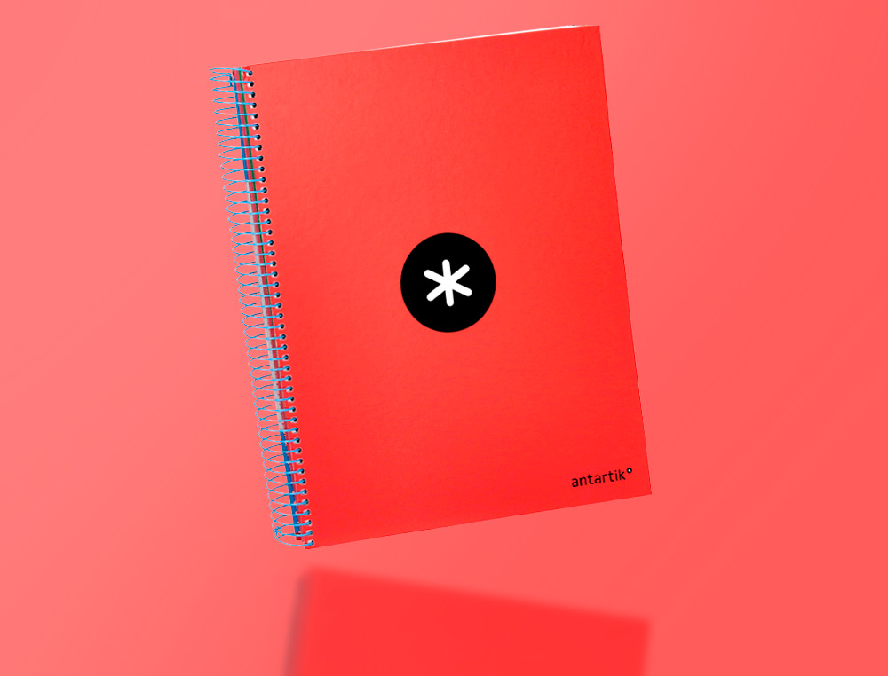 CADERNO ESPIRAL DIN A4 ANTARTIK CAPA FORRADA 120 F 100 GR QUADRICULA 5 MM 5 BANDAS DE CORES COR VERMELHO